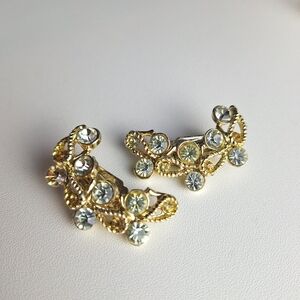 Vintage Ornate Rhinestone Earrings Goldtone Clip On 1.5"